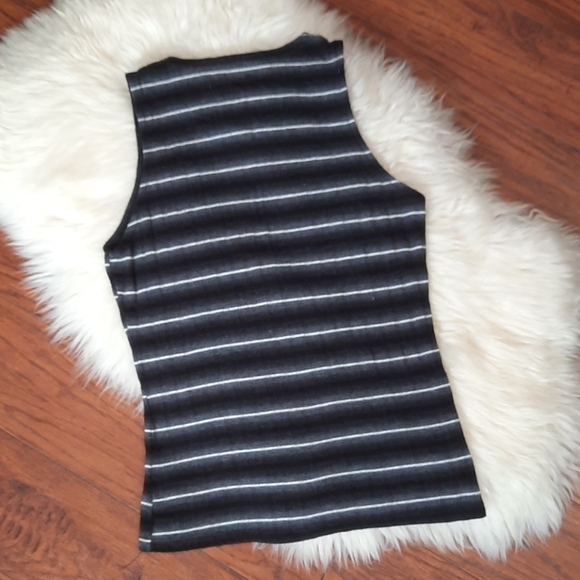 Arizona & Co. Black Striped Ribbed Tank Top - Picture 2 of 5